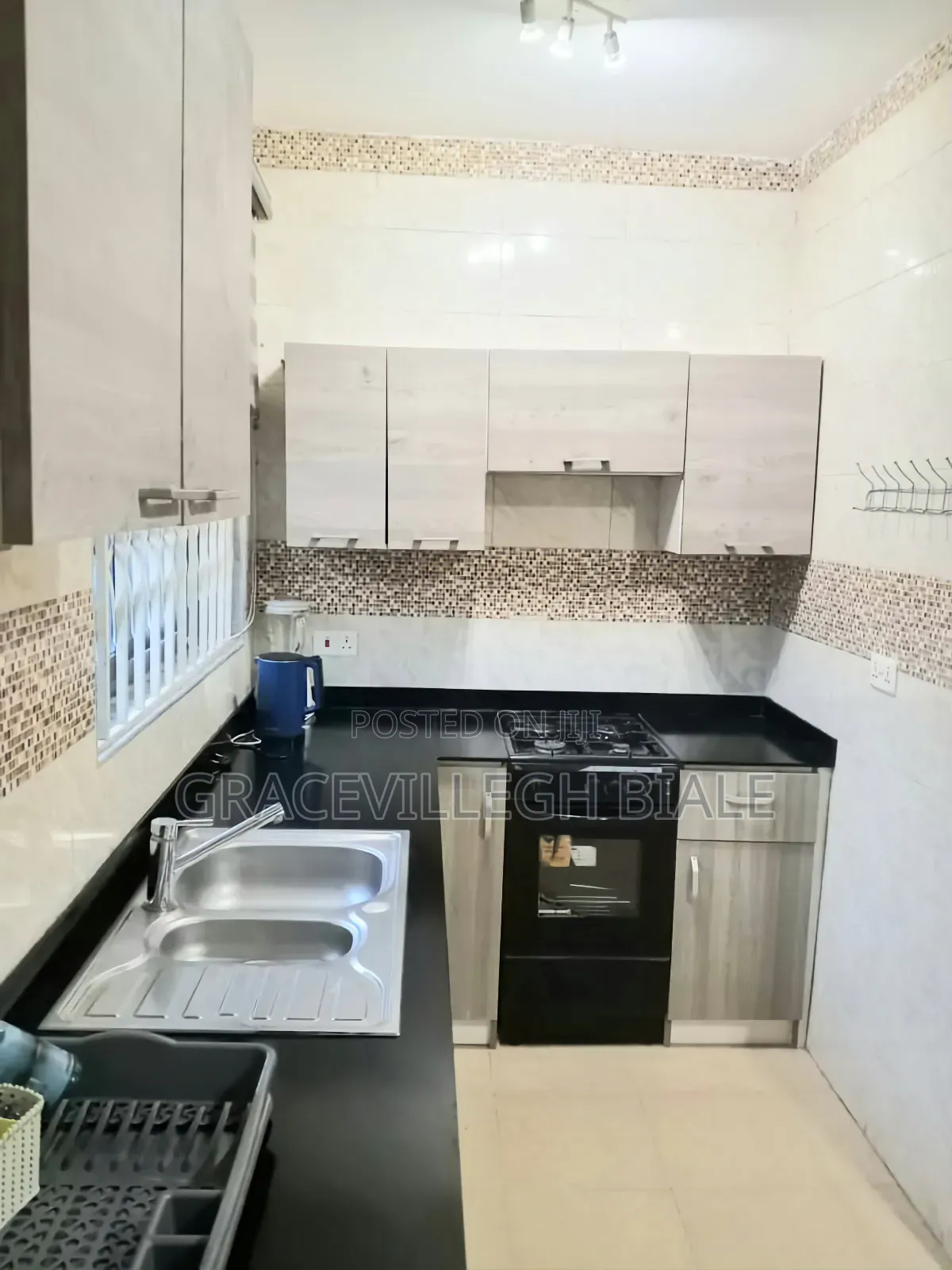 3bdrm Apartment in Gracevillegh, Tesano for rent