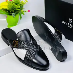 Givenchy Men Black Halfshoe
