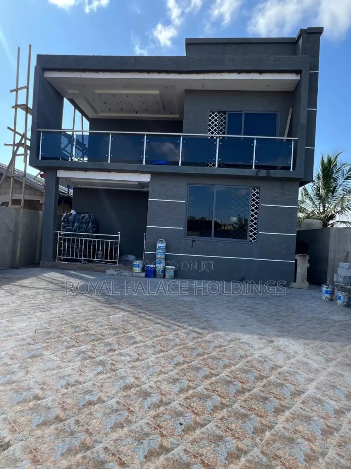 5bdrm Duplex in Obeyeyie, Amasaman for sale