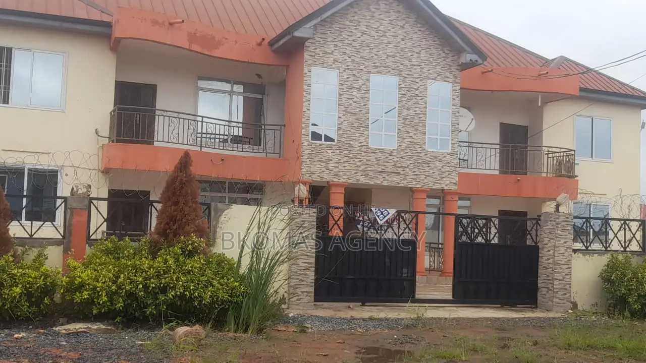 8bdrm Mansion in 8 Bedroom House, Community 25 for sale