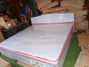 Luxurious Kingsize Inbuilt Bed