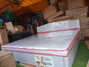 Luxurious Kingsize Inbuilt Bed