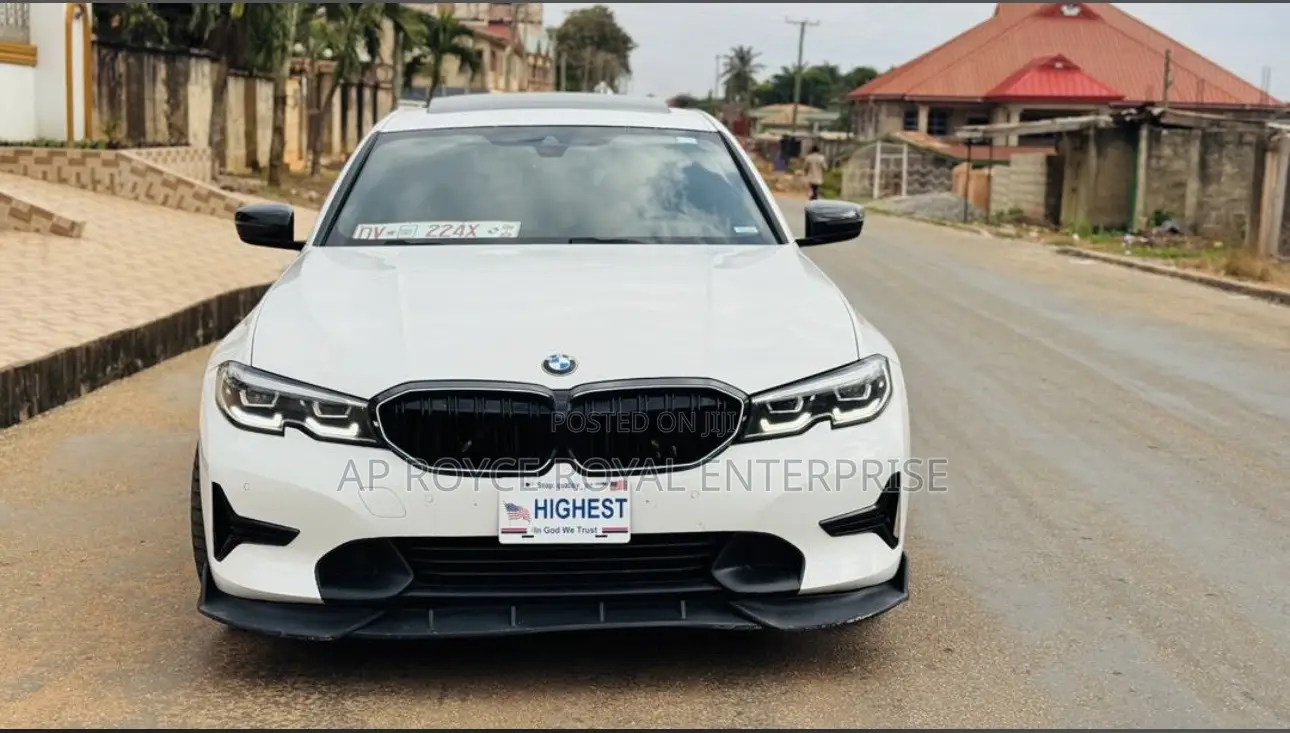 BMW 330i 2020 White