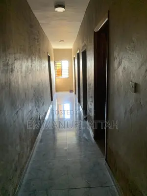 3bdrm Apartment in Lakeside, Adenta for rent