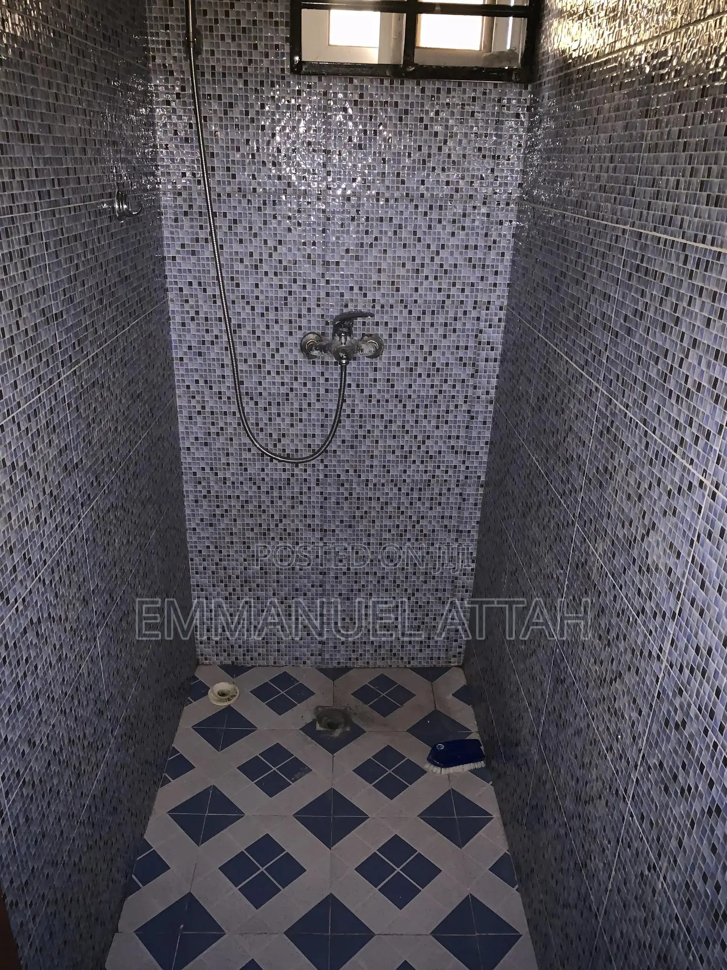 3bdrm Apartment in Lakeside, Adenta for rent