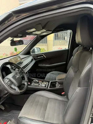 Mitsubishi Outlander Sport SE 2023 Black