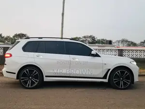 New BMW X7 M50i 2022 White
