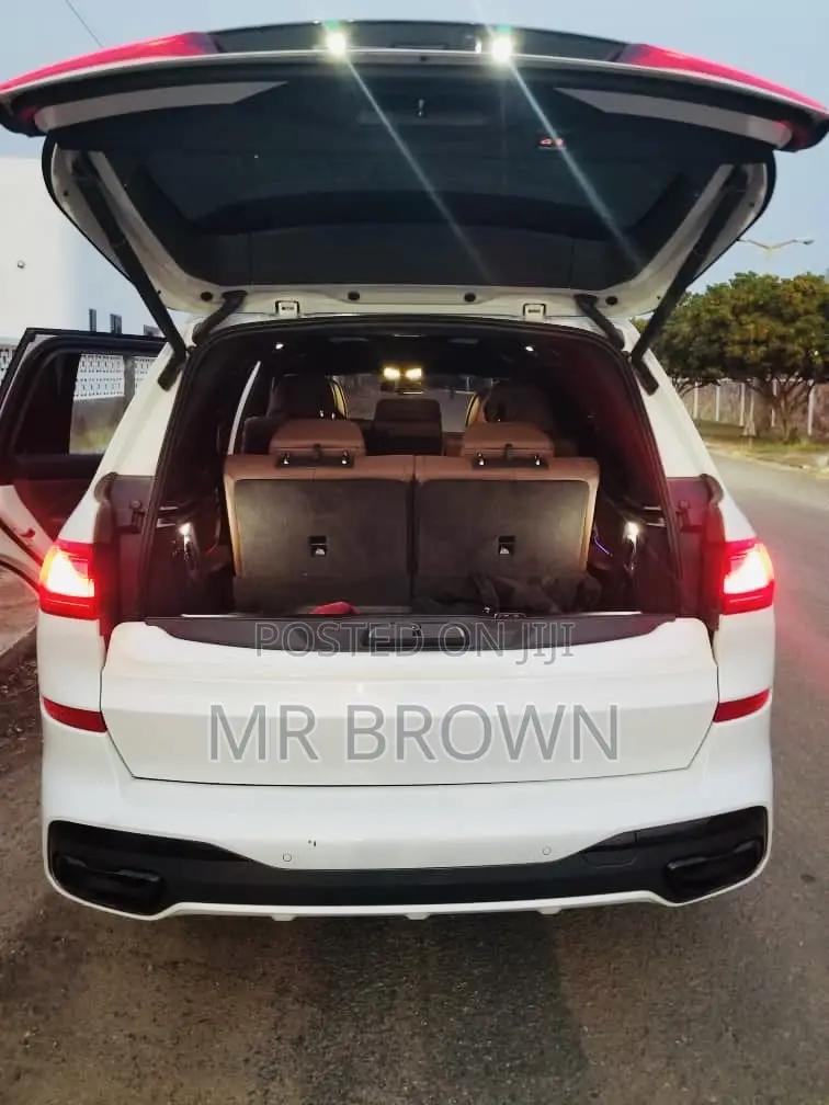 New BMW X7 M50i 2022 White