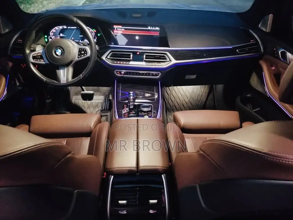 New BMW X7 M50i 2022 White