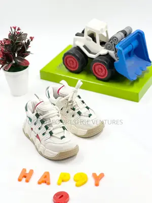 Kids Sneakers, Supreme Quality