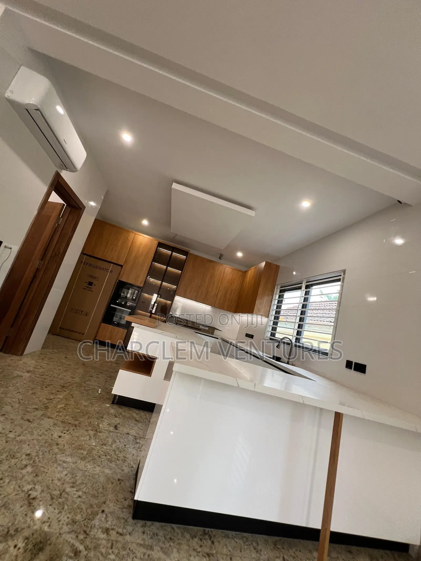 5bdrm House in Charclem Ventures, A&C Mall Area for sale