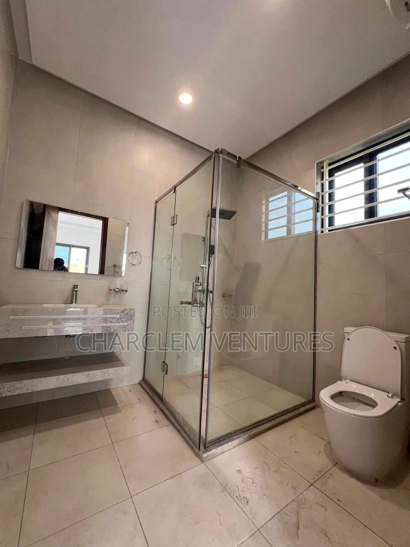 5bdrm House in Charclem Ventures, A&C Mall Area for sale