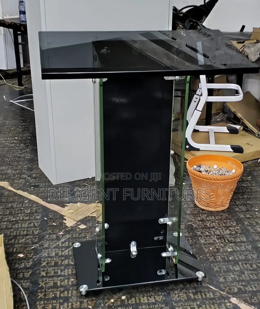 Glass-Made Pulpit