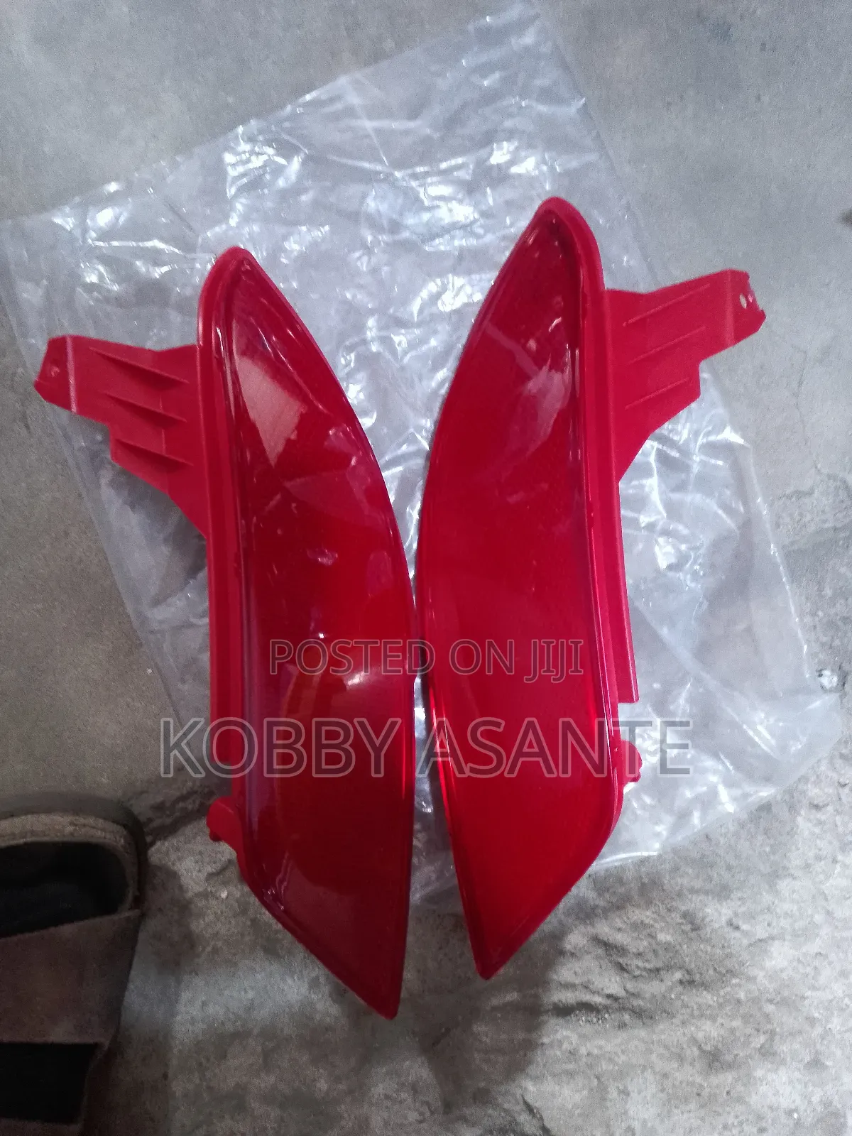 All Kinds Of Fog Light And Covers Reflector And Crowns.