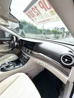 Mercedes-Benz E300 4Matic AWD Sedan (2.0L 4cyl 9A) 2017 White