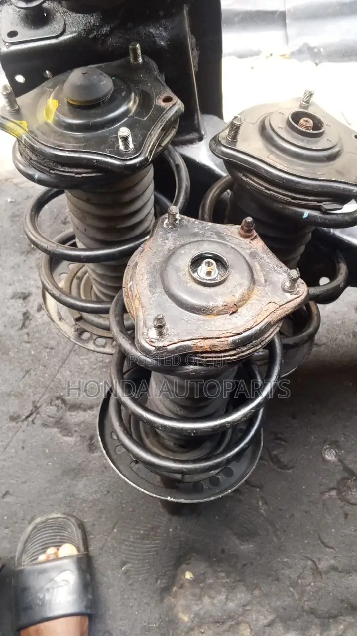 Honda Civic 2016 Front Shocks.