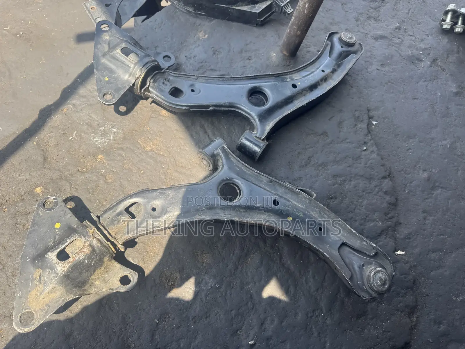 Honda Fit 2010,2012,2013,2014 Lower Arm.