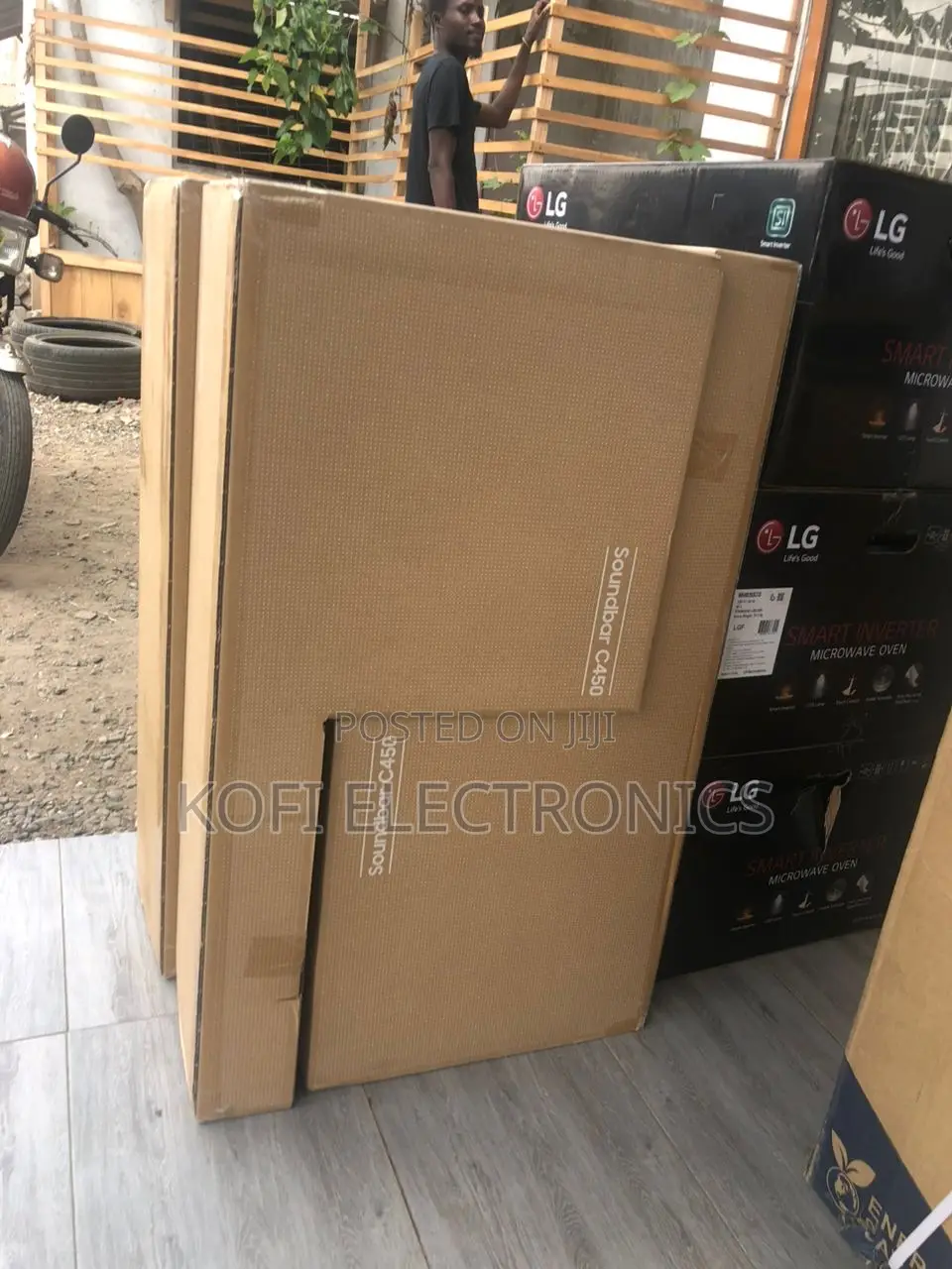 Powerful Samsung Soundbar With Deep Bass Subwoofer
