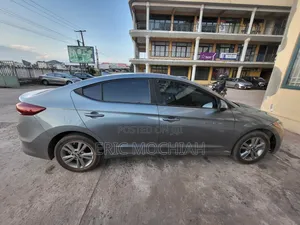 2018 Hyundai Elantra Full Option With Sunroof for Rent