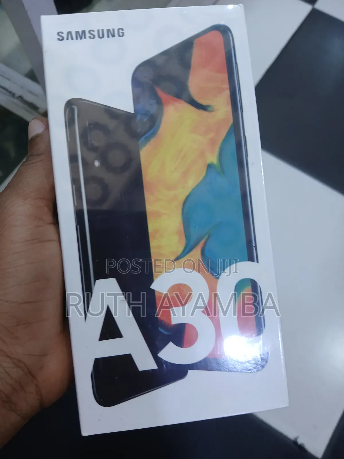 New Samsung Galaxy A30 64 GB Black
