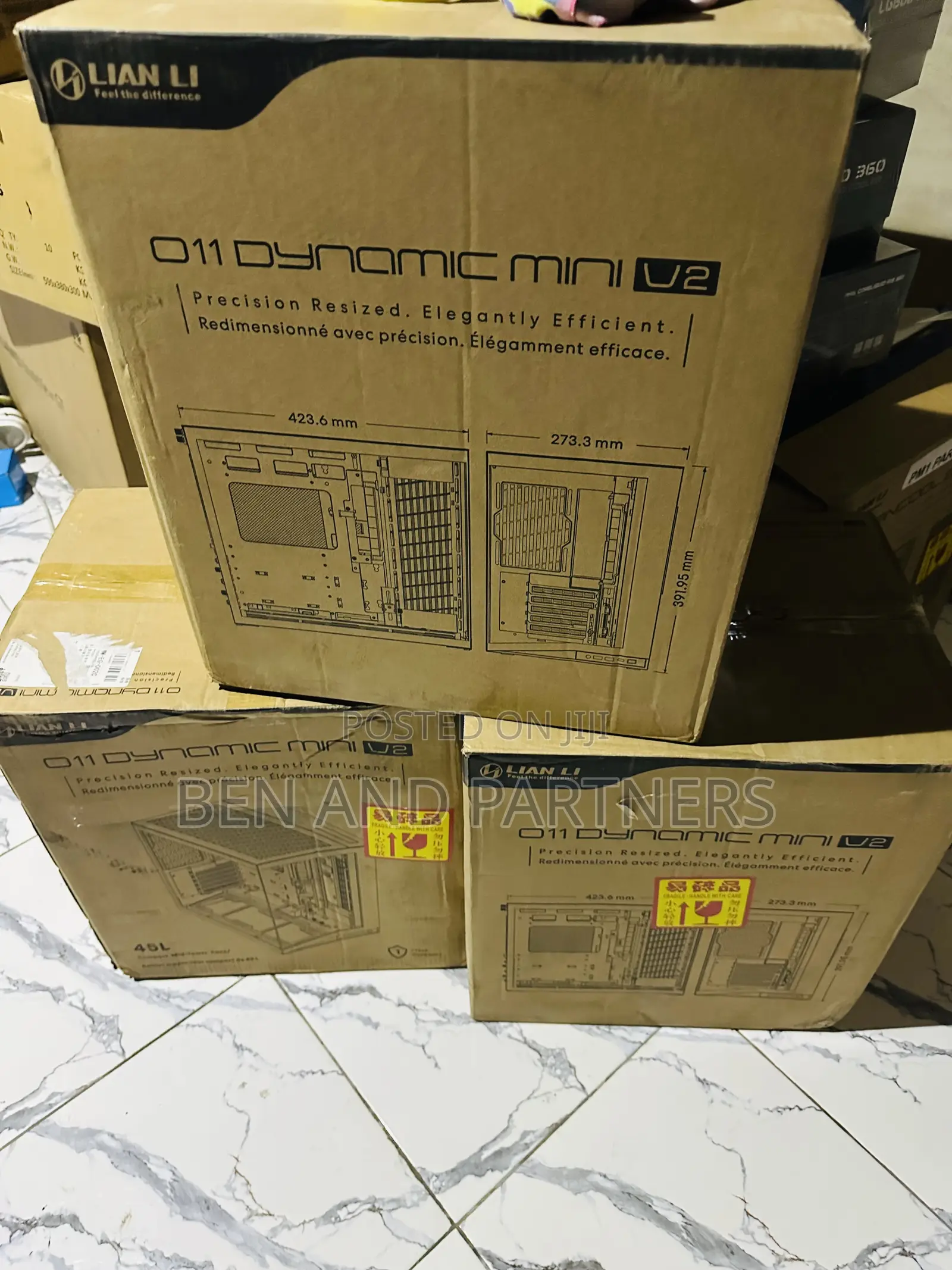 Lianli O11 Dynamic Mini V2 Premium Gaming Case