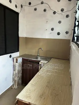 1bdrm House in Dansoman Last Stop for rent