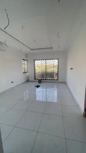 5bdrm House in Manhean for sale
