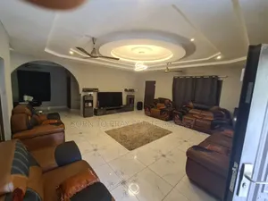 Furnished 6bdrm House in Born To Pray Estate, Atwima Nwabiagya for sale