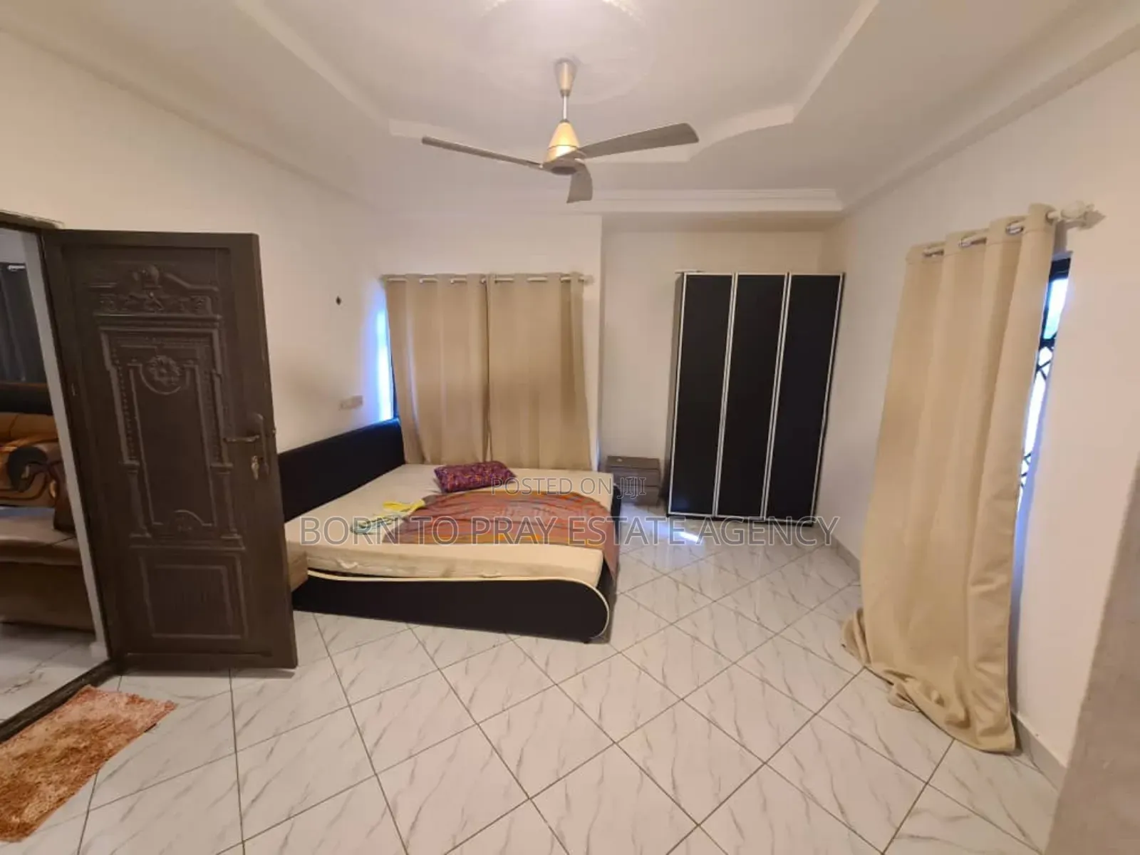 Furnished 6bdrm House in Born To Pray Estate, Atwima Nwabiagya for sale
