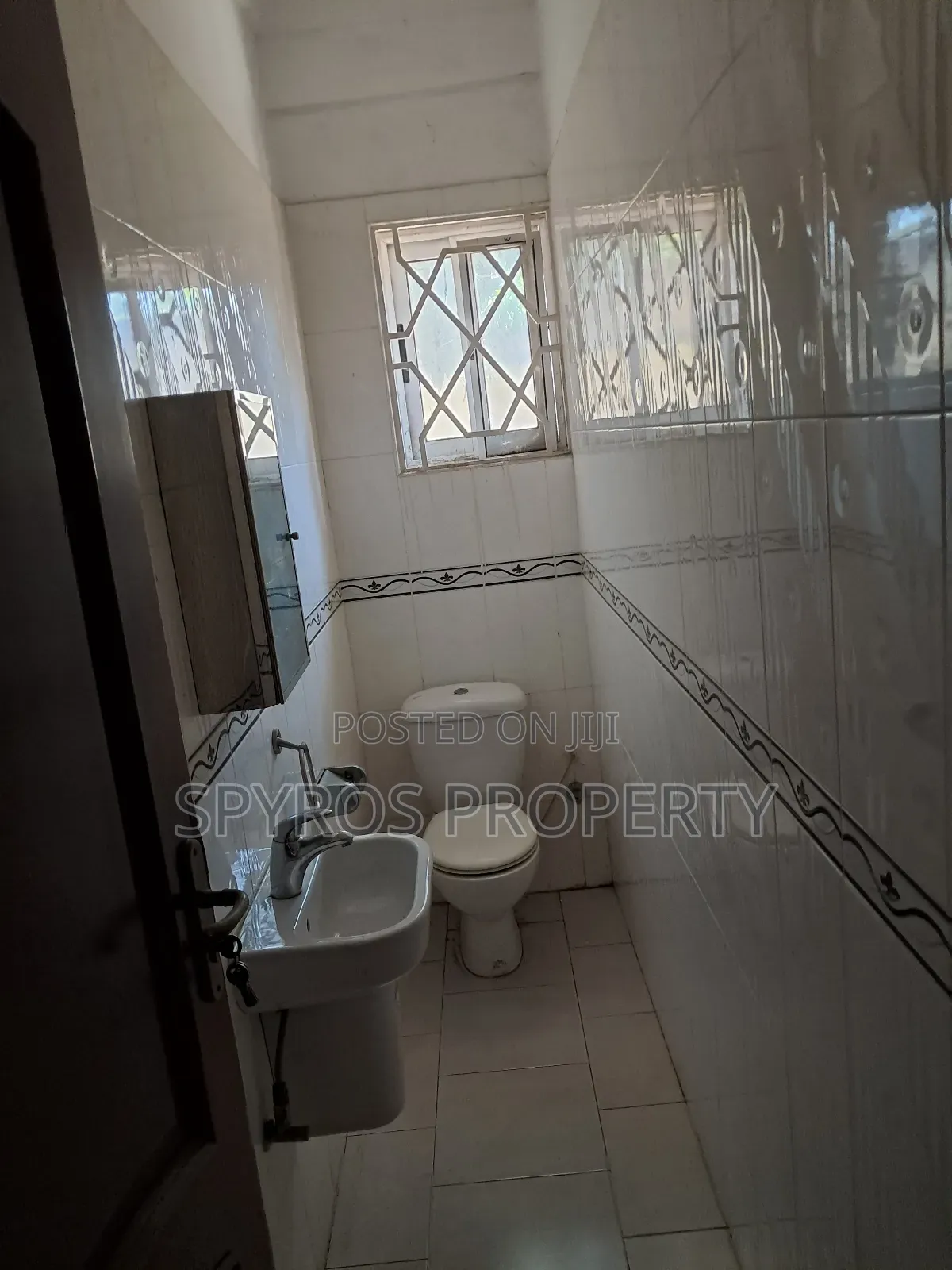 4bdrm Townhouse / Terrace in Roman Ridge for rent