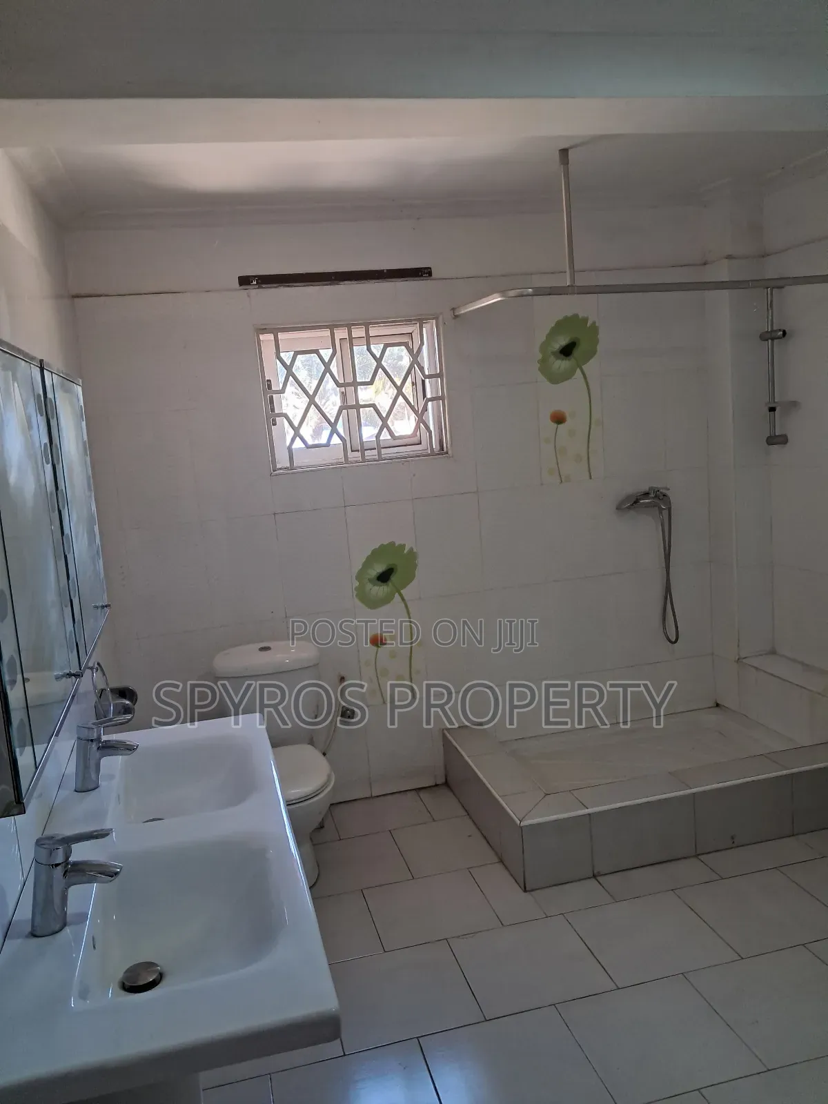 4bdrm Townhouse / Terrace in Roman Ridge for rent