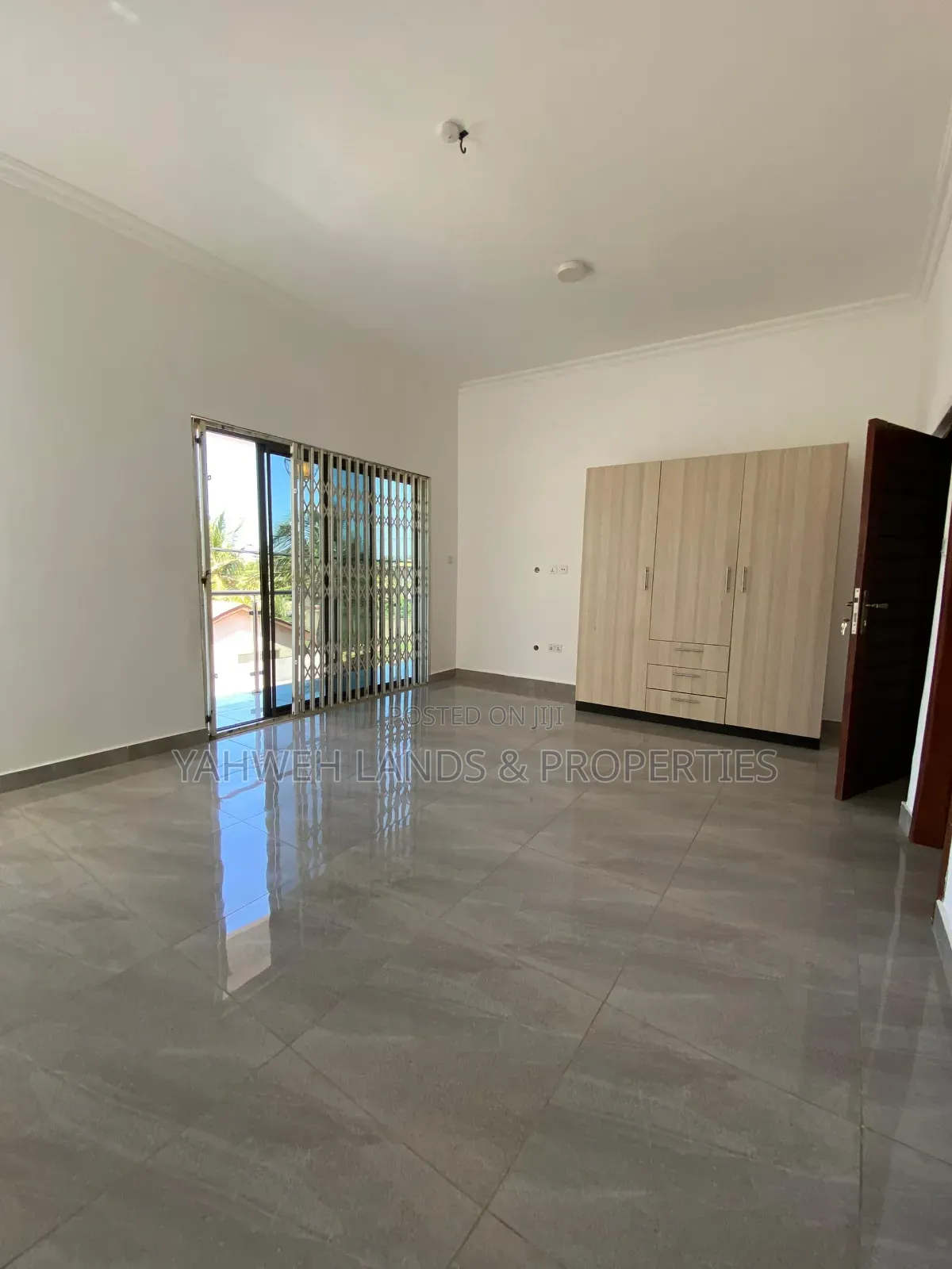 3bdrm House in Spintex for sale