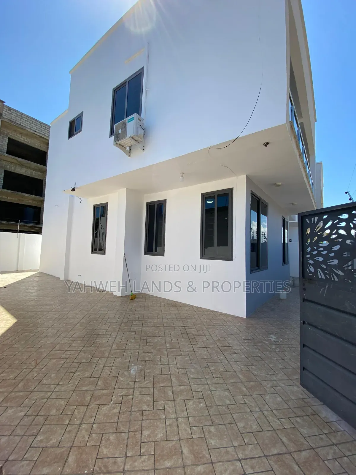 3bdrm House in Spintex for sale