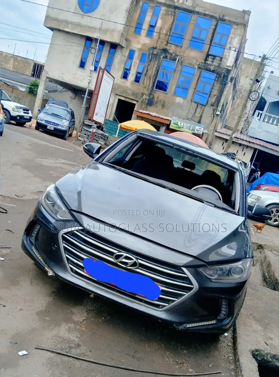 2017 Hyundai Elantra Windscreen Available
