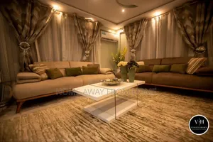 Luxurious Furnished 2 Bed Flat Near Knust
