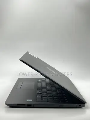 New Laptop HP 250 G7 8GB Intel Core I5 SSD 256GB