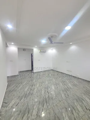 2bdrm Apartment in Nanakrom, Ashaley Botwe for rent