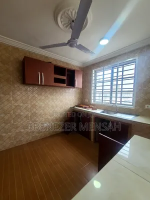 2bdrm Apartment in Nanakrom, Ashaley Botwe for rent