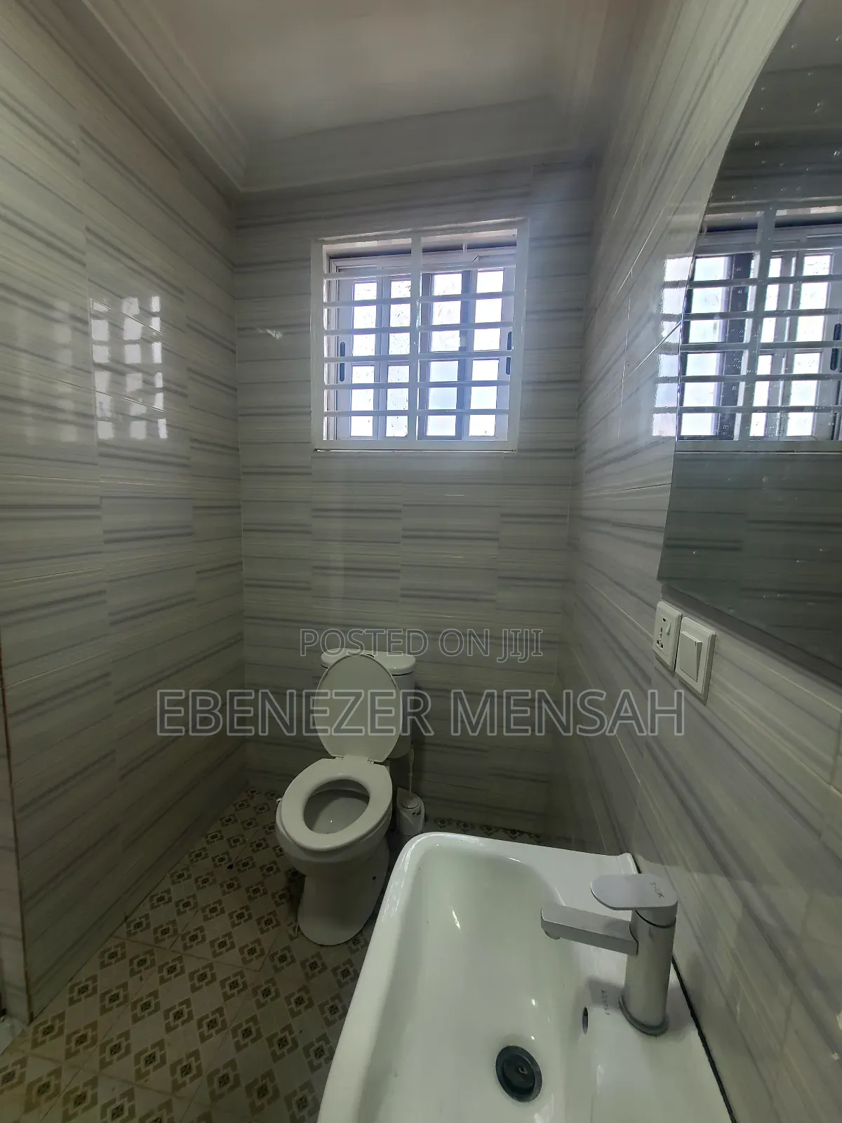 2bdrm Apartment in Nanakrom, Ashaley Botwe for rent