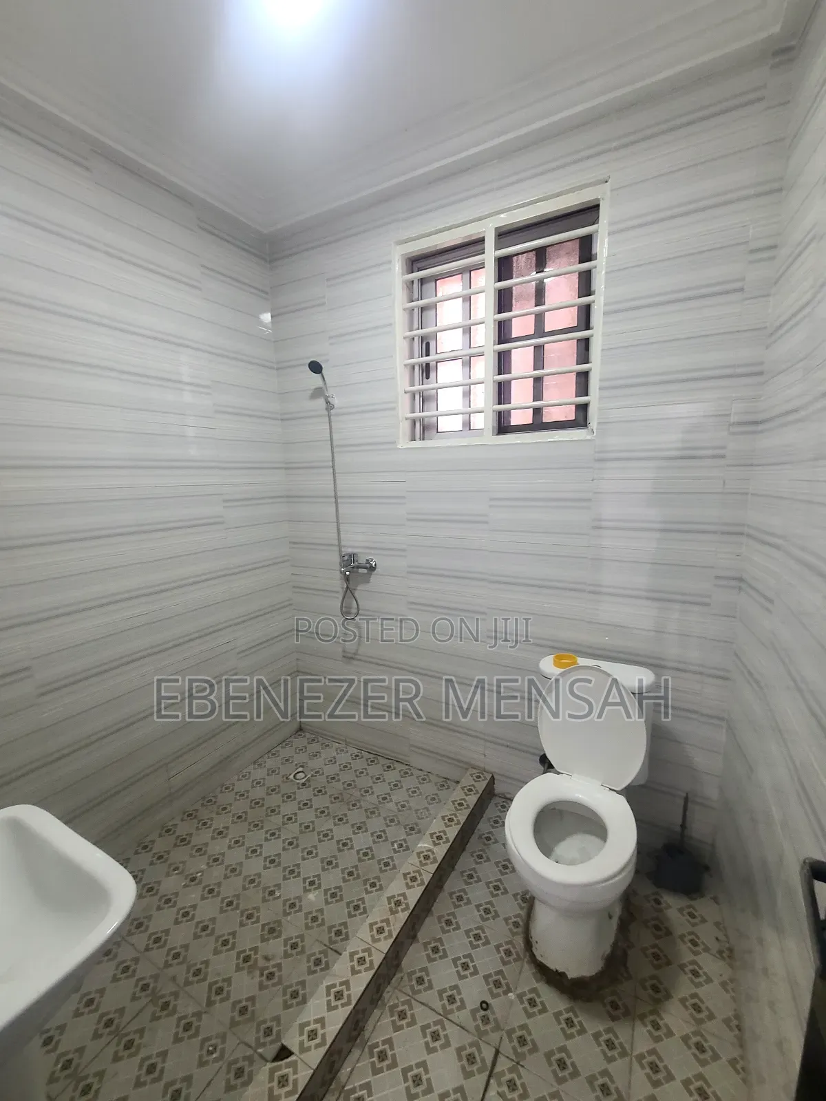 2bdrm Apartment in Nanakrom, Ashaley Botwe for rent