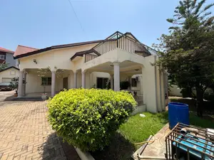 5bdrm House in Accra Metropolitan for sale