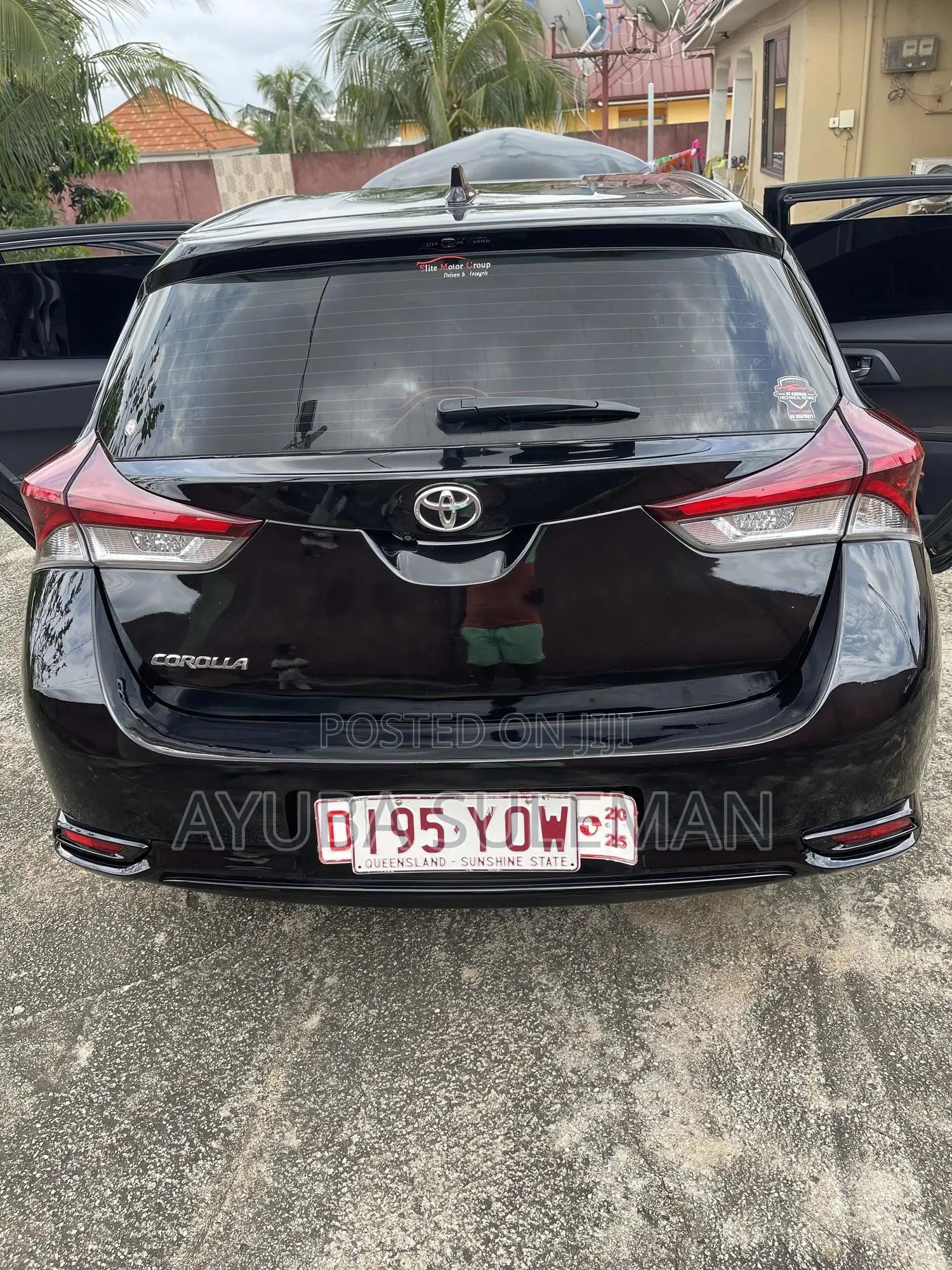 Toyota Corolla LE Eco 4dr Sedan (1.8L 4cyl CVT) 2016 Black