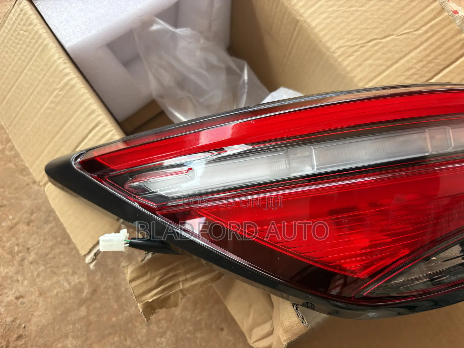 Fortuner 2020 Tailight Pair Casps