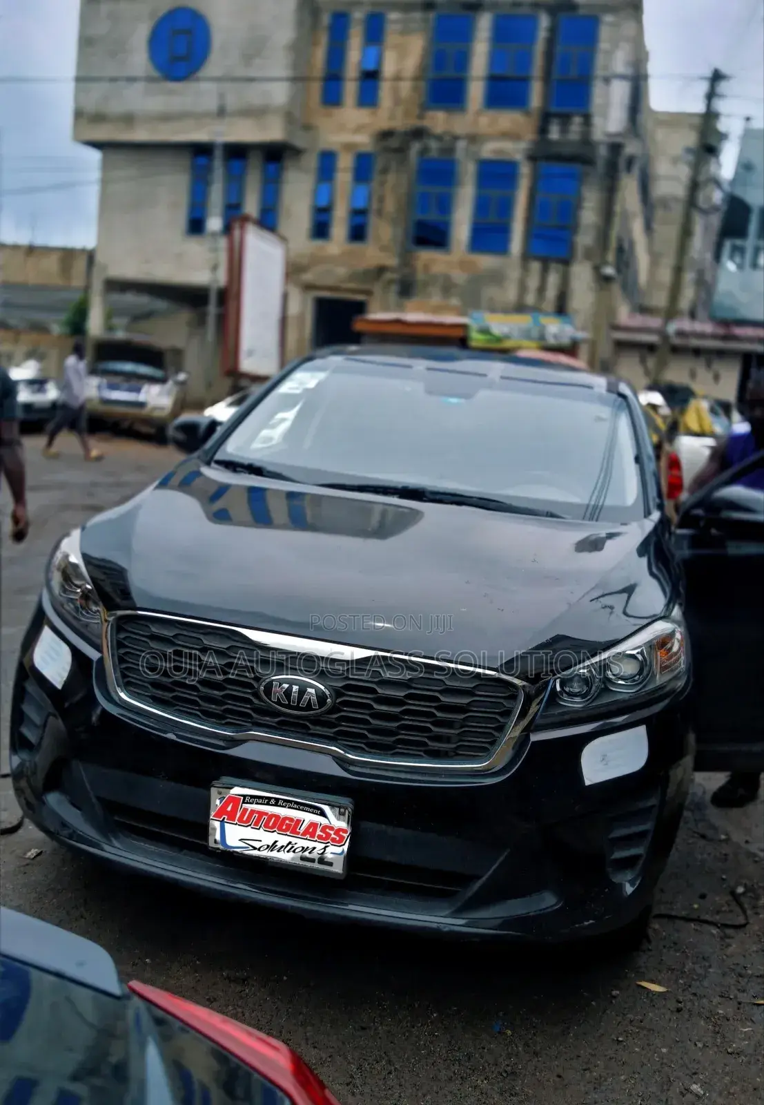 2017 Kia Sorento Windscreen Available