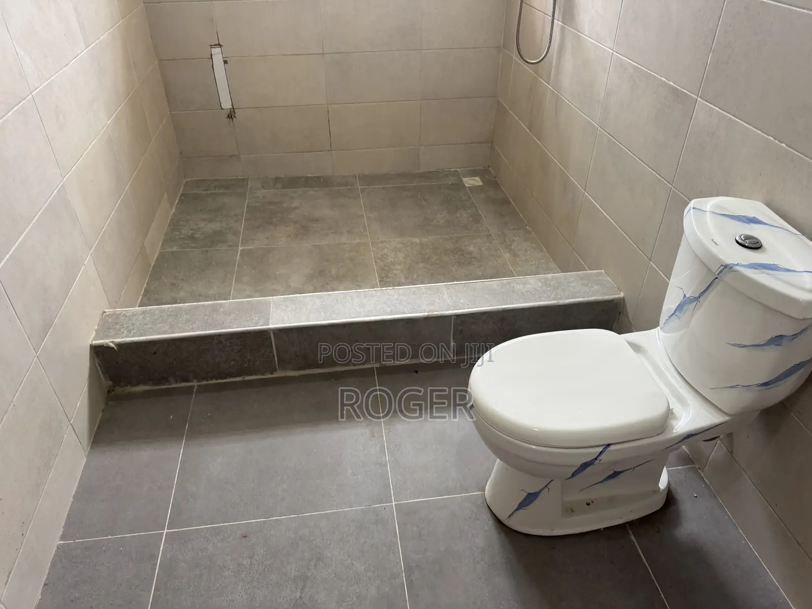 4bdrm House in Achimota Mile 7 for rent
