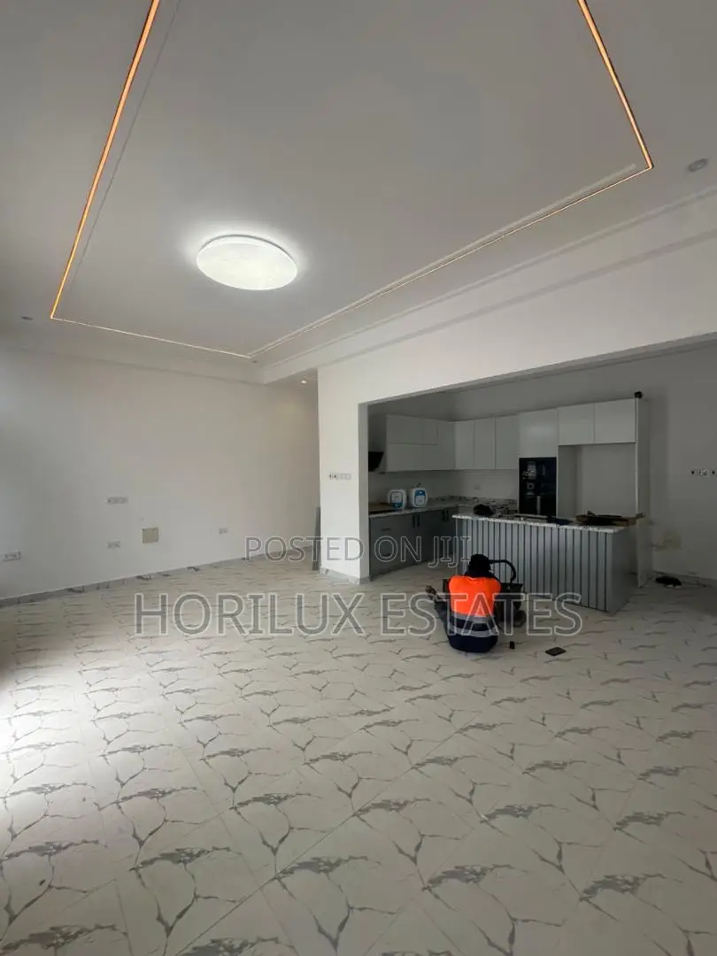 3bdrm House in North Legon for sale