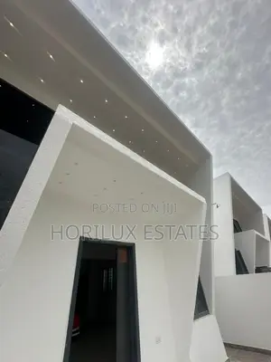 3bdrm House in North Legon for sale