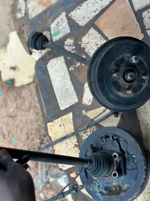 Toyota Vitz,Yaris, Belta Back Hub 4wd