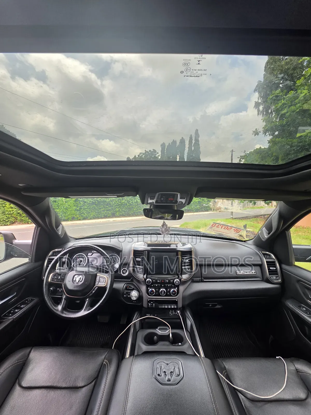 Dodge RAM 1500 5.7 Petrol AWD 2019 Black