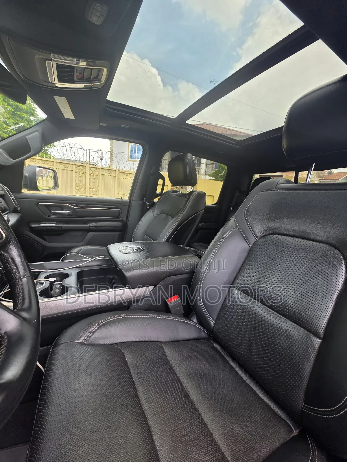 Dodge RAM 1500 5.7 Petrol AWD 2019 Black